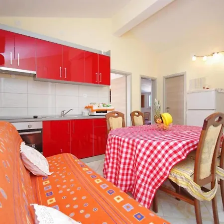 Appartamento Ribarevi - One Bedroom With Balcony *