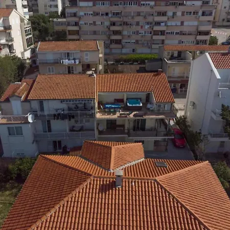 Ribarevi - One Bedroom With Balcony Appartamento